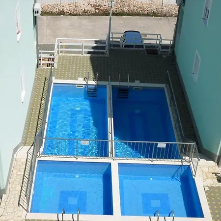 Apartment Mastrinka 11717b