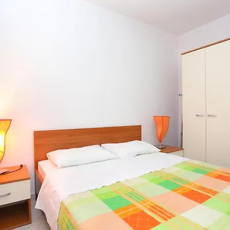 Mastrinka 11717b Apartment *