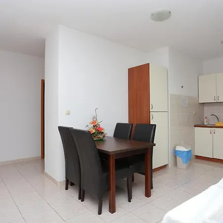 Mastrinka 11717b Trogir