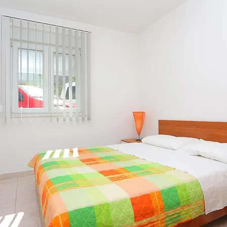 Mastrinka 11717b Apartment